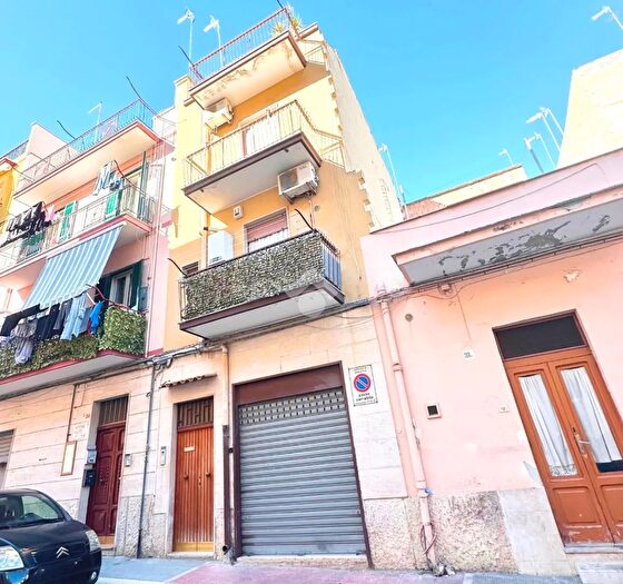 Casa trilocale in vendita in Via Francesco Saverio Vista, Barletta
