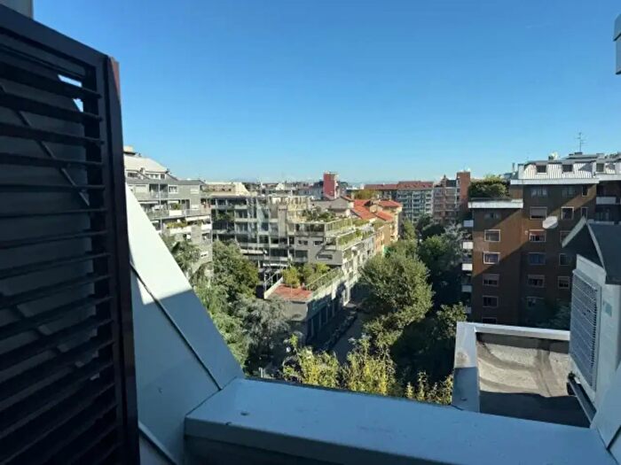Appartamento quadrilocale in vendita in Via Leon Battista Alberti, Milano