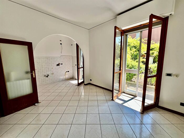 Appartamento quadrilocale in vendita in Campi Bisenzio, Campi Bisenzio