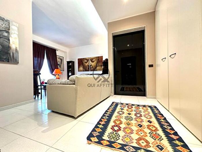 Appartamento con 5 locali in vendita in Piazza Bersaglieri dItalia, Andria