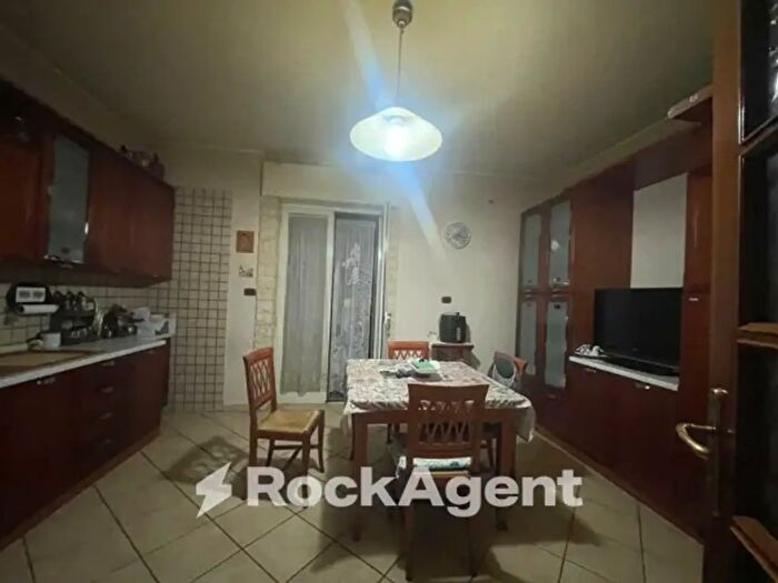 Appartamento trilocale in vendita in Via Angelo Volpicelli, Arzano