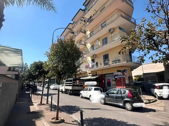 Appartamento bilocale in vendita in Via Provinciale Napoli, Crispano