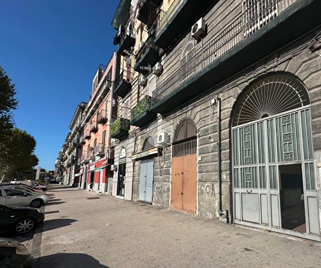 Appartamento bilocale in vendita in Via Francesco De Pinedo, Napoli