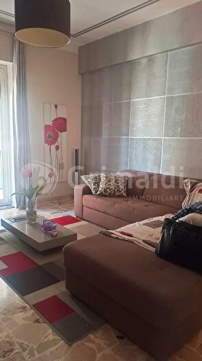 Appartamento trilocale in vendita in Via Romagna, Siracusa