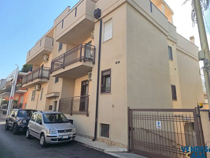 Appartamento bilocale in vendita in Traversa Via Carducci, Adelfia