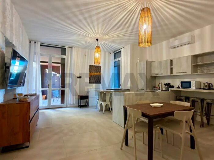 Appartamento trilocale in vendita in Olbia