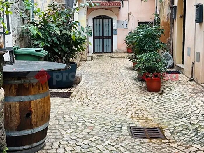 Appartamento trilocale in vendita in Via Campo dei Fiori, Terracina