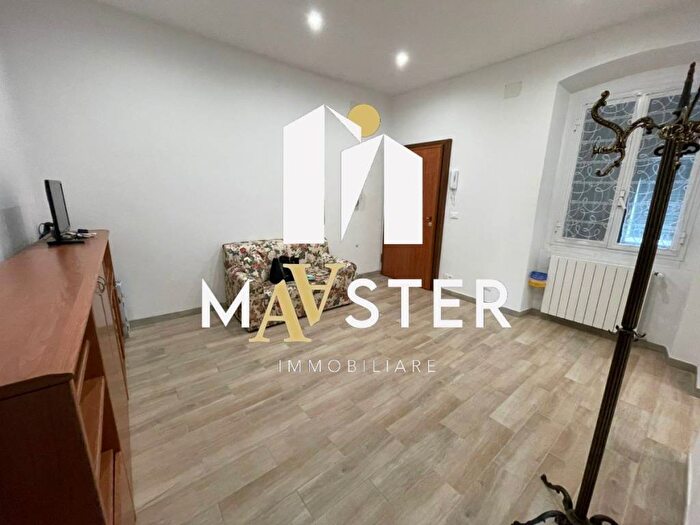 Appartamento trilocale in affitto in Via Gino Capponi, Sestri Ponente, Genova