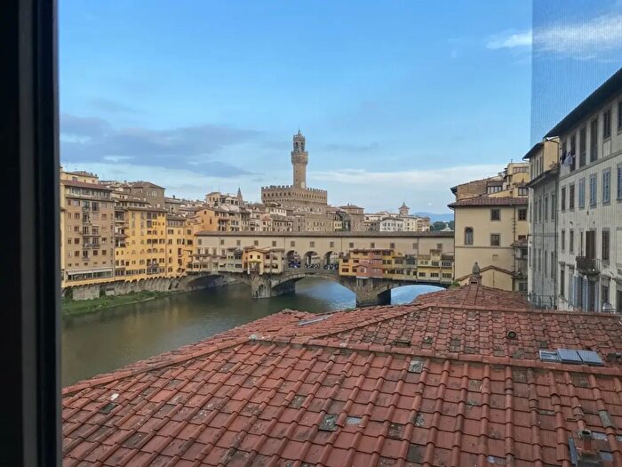 Appartamento bilocale in vendita in Ponte Vecchio, Firenze