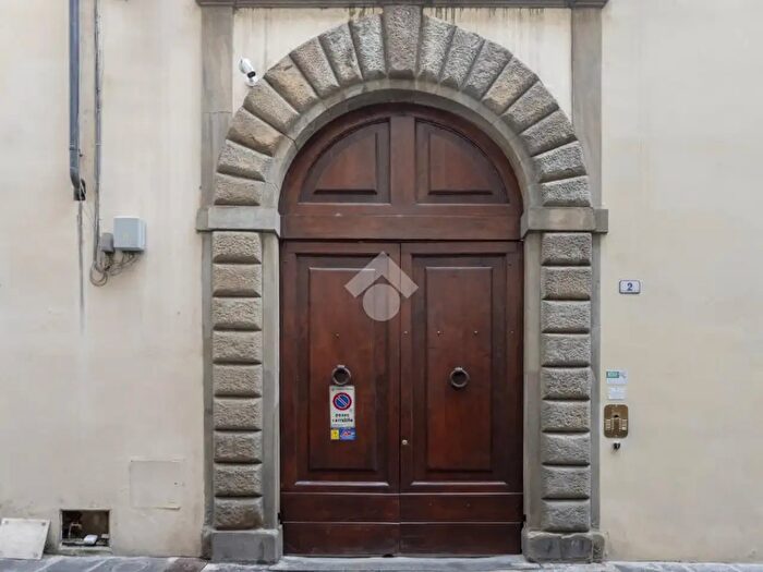 Appartamento quadrilocale in affitto in Firenze