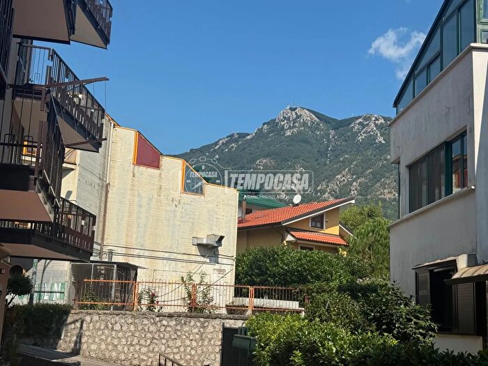 Appartamento trilocale in vendita in Via Traversa, Mercogliano