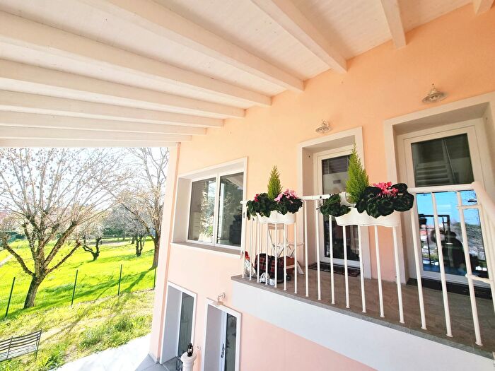 Casa con 9 locali in vendita in Ozzano DellEmilia