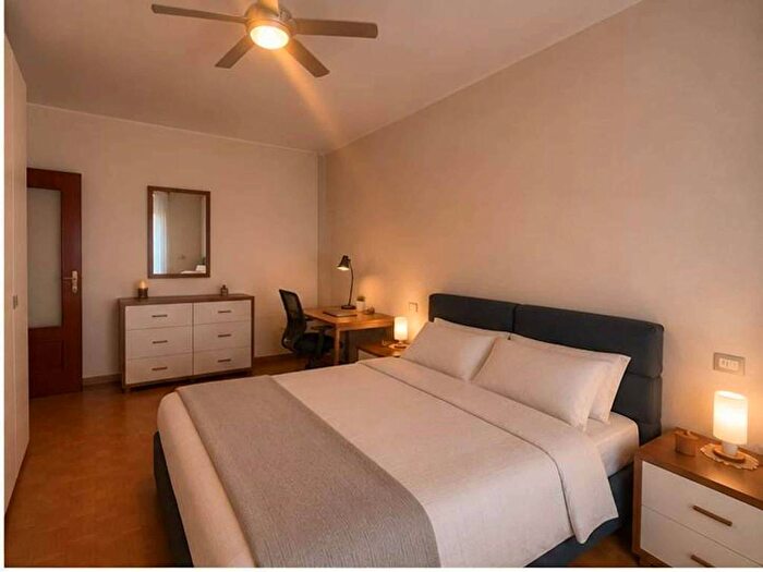 Appartamento quadrilocale in affitto in Viale Omero, Corvetto, Milano