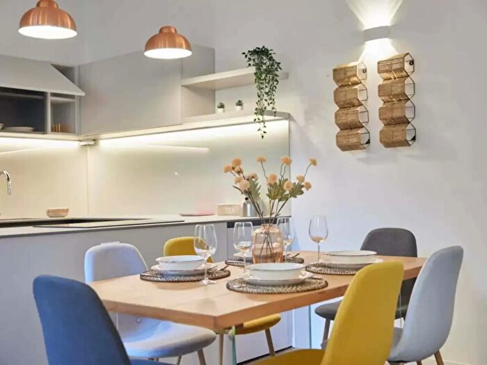 Appartamento monolocale in affitto in Via Copernico, Milano