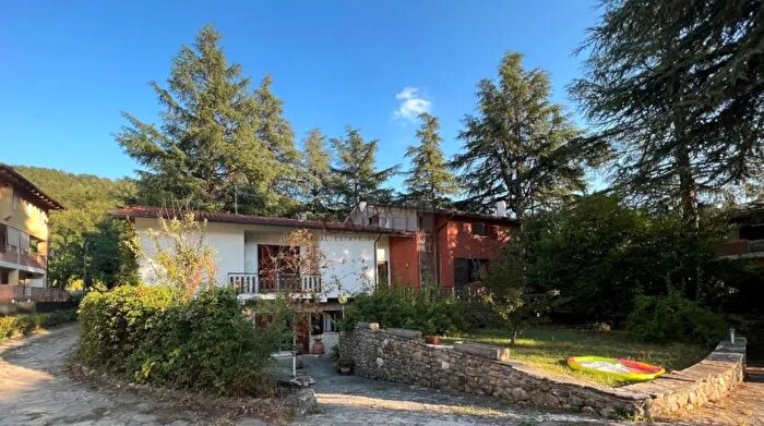 Casa con 12 locali in vendita in Via Marconi Mercato Saraceno Forlìcesena Cesena, Mercato Saraceno