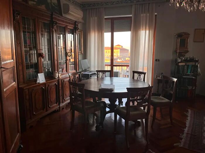 Appartamento quadrilocale in vendita in Via XX Settembre, Piacenza