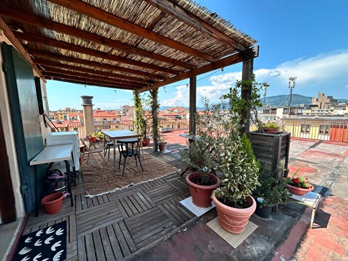 Appartamento monolocale in affitto in Via Giacomo Carissimi, Novoli, Firenze
