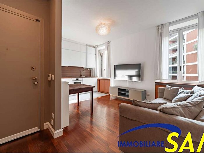 Appartamento bilocale in affitto in Via San Calocero, Corso Genova, Milano