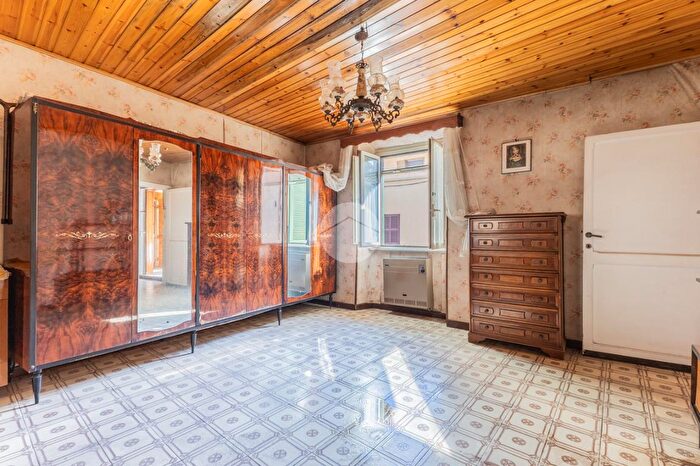 Appartamento trilocale in vendita in Via Cavour, Monterosi