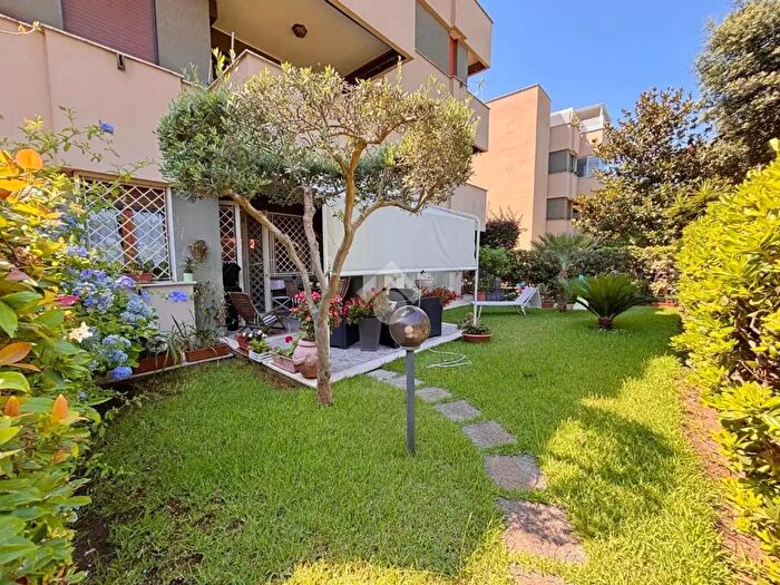 Appartamento trilocale in vendita in Via del Teatro Romano, Anzio