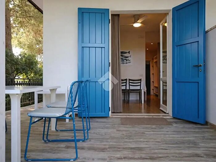 Appartamento trilocale in vendita in Via Recanati, Numana