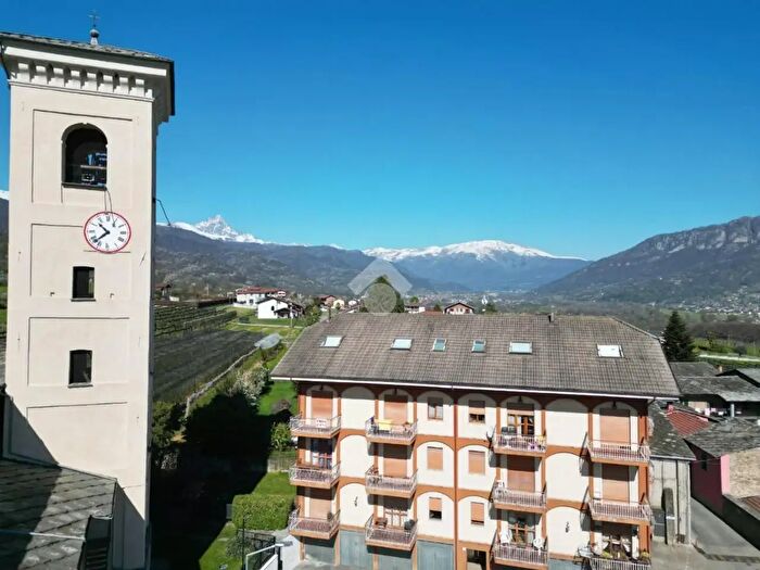 Appartamento con 5 locali in vendita in Piazza SantAndrea, Martiniana Po