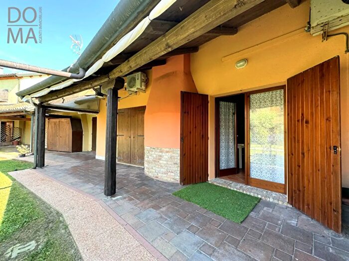 Casa trilocale in vendita in Porto Viro