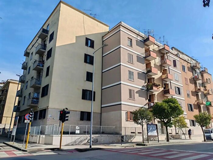 Appartamento quadrilocale in vendita in Viale a Mellusi, Benevento