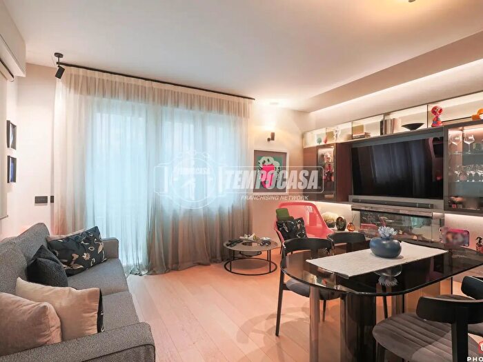 Appartamento quadrilocale in vendita in Viale Ravenna, Riccione