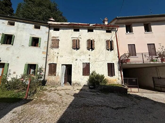 Casa con 5 locali in vendita in Via San Gallo, Farra Di Soligo