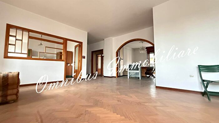 Appartamento con 6 locali in vendita in Corso Roma, Foggia