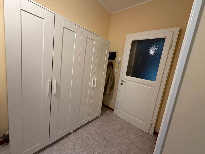 Appartamento bilocale in affitto in Via Polesine, Corvetto, Milano