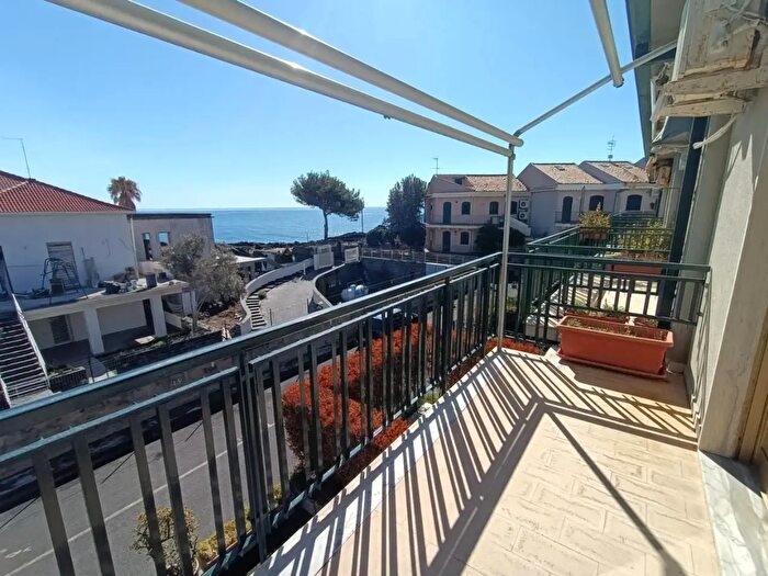Appartamento monolocale in vendita in Via Barbiano, Acireale