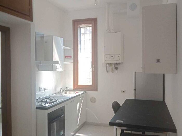 Appartamento trilocale in affitto in Via Mauro Sarti, Murri, Bologna