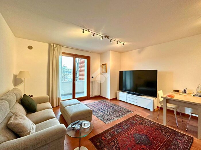 Appartamento trilocale in vendita in Via Marini, Treviso