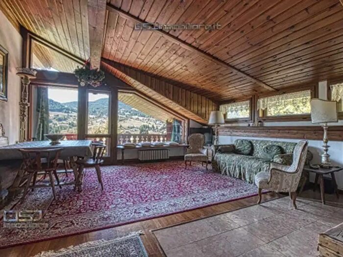 Casa con 5 locali in affitto in Via Rinaldo Menardi, Cortina DAmpezzo