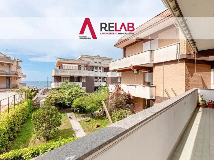 Appartamento quadrilocale in vendita in Via Lombardia, Anzio