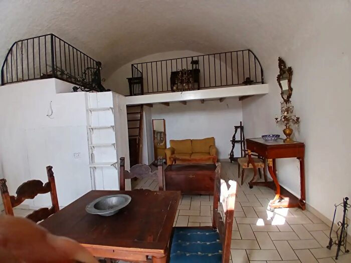 Appartamento bilocale in vendita in Via della Valle, Morlupo