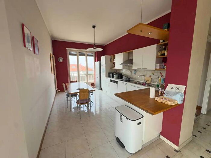 Appartamento quadrilocale in affitto in Corso Re Umberto, Torino