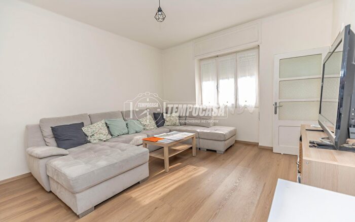 Casa trilocale in vendita in Via Martiri della Libertà, Paratico