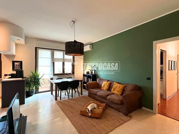 Appartamento trilocale in vendita in Via Guerciotti, Legnano