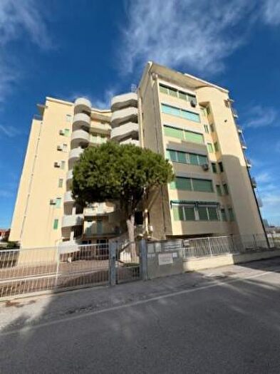 Appartamento trilocale in vendita in Via Massimo dAzeglio, Comacchio