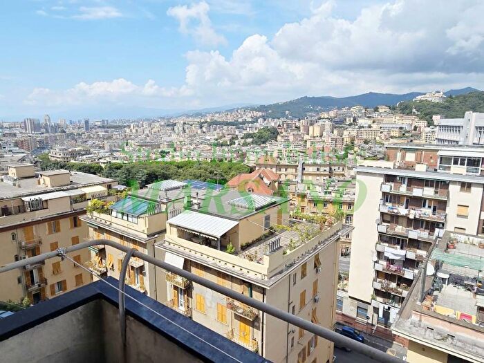 Appartamento quadrilocale in affitto in Via Maurizio Sacchi, San Martino, Genova