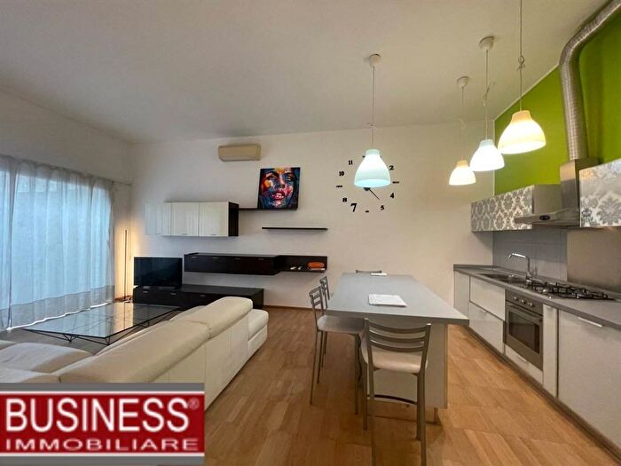 Appartamento bilocale in affitto in Via Privata Baldassarre Longhena, Corvetto, Milano