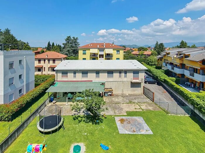 Case in Vendita e in Affitto - 2