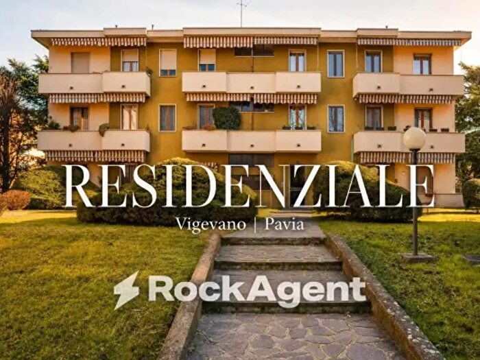 Appartamento bilocale in vendita in Via Monte Baldo, Vigevano