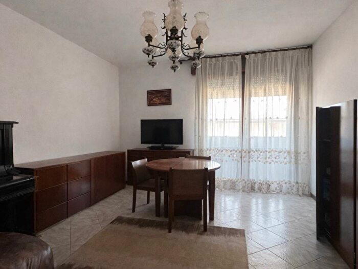 Casa con 5 locali in affitto in Via Monte Rosa, Centro, Ponte San Nicolò