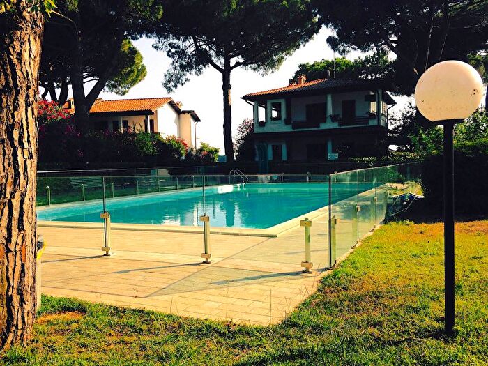 Casa trilocale in affitto in Viale Raffaello Sanzio, Lido di Spina, Comacchio