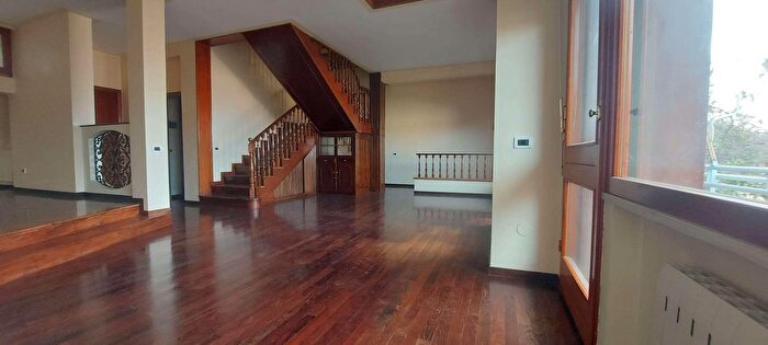 Casa con 5 locali in vendita in Ancona