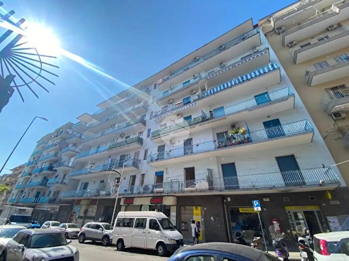Appartamento monolocale in affitto in Via Monsignore Felice Romano, Torre Del Greco